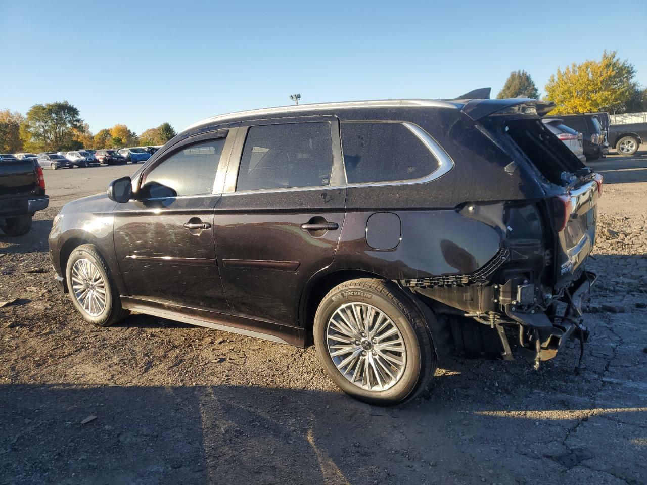 2020 Mitsubishi Outlander Sel - Image 2