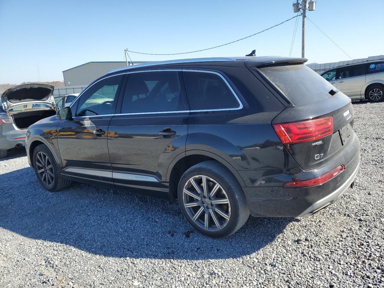 2018 Audi Q7 Premium Plus - Фото 2