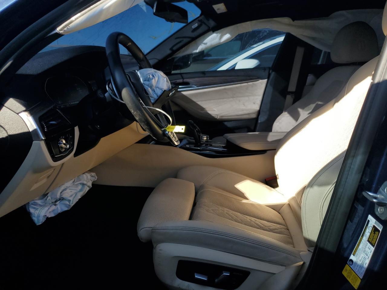 2021 BMW 530 I - Фото 7