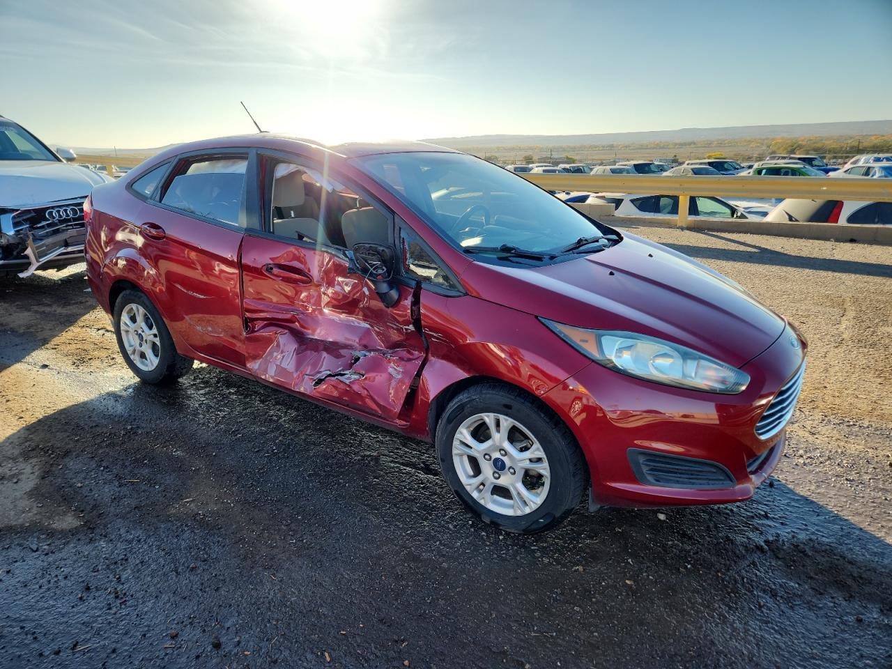 2016 Ford Fiesta Se - Фото 4