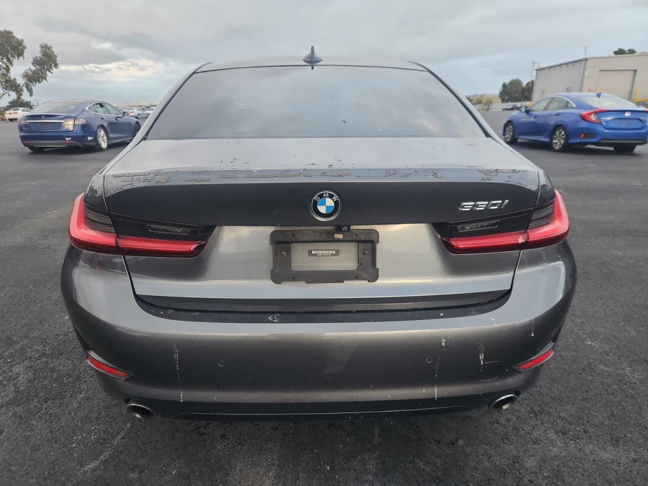 2019 BMW 330I - Фото 6