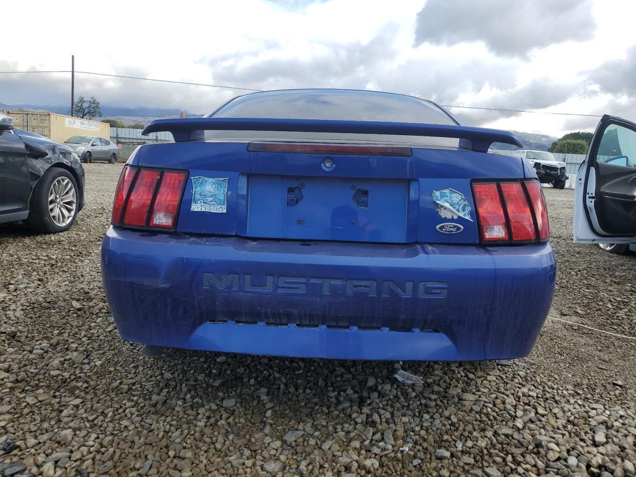 2004 Ford Mustang - Image 6
