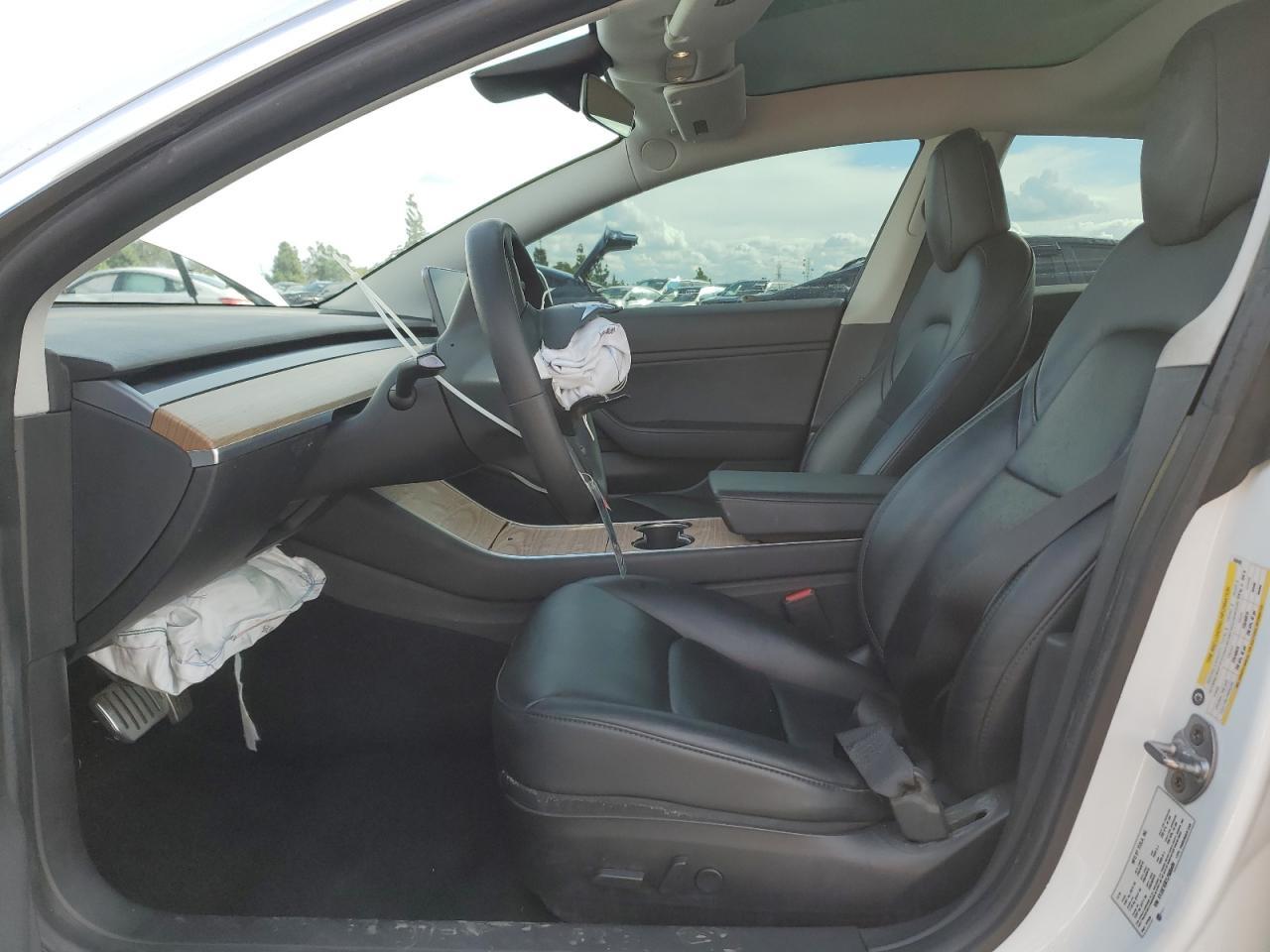 2020 Tesla Model 3 - Image 7