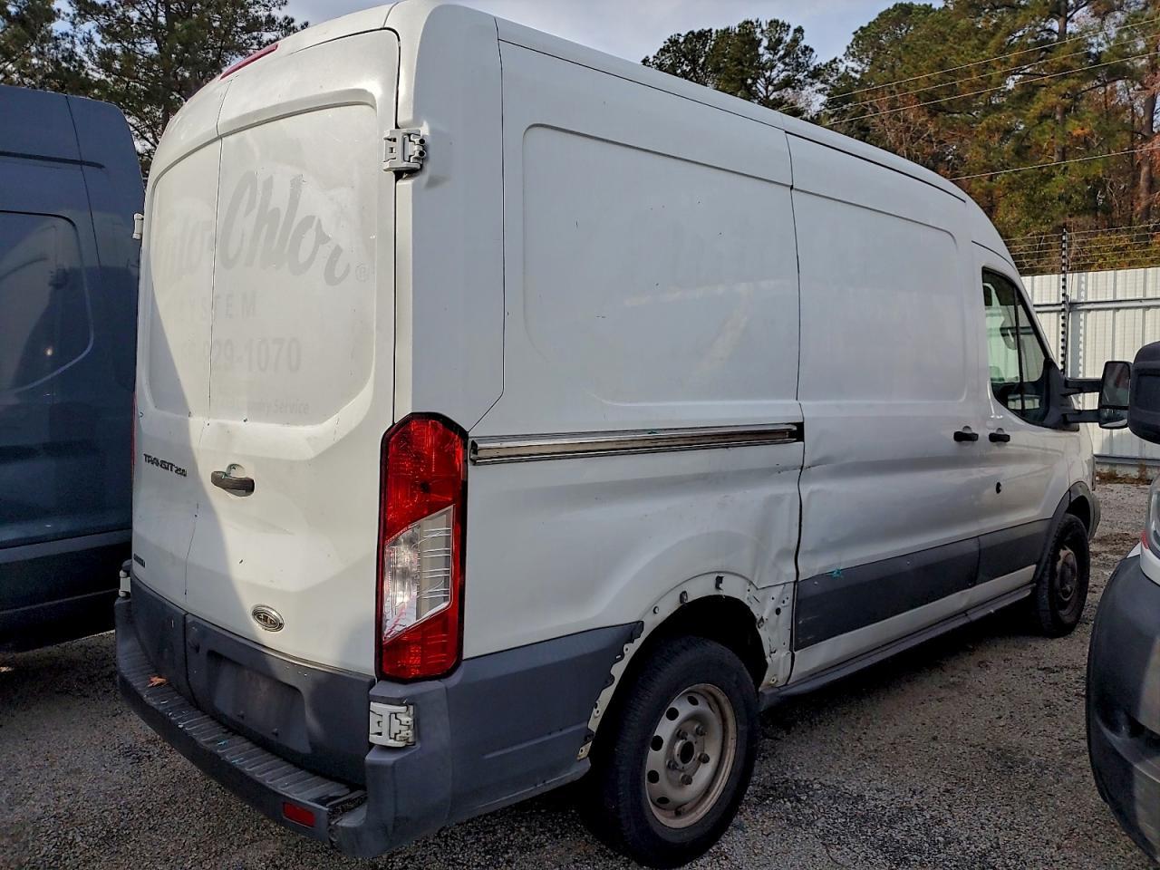 2015 Ford Transit T- Delivery Van - Фото 3