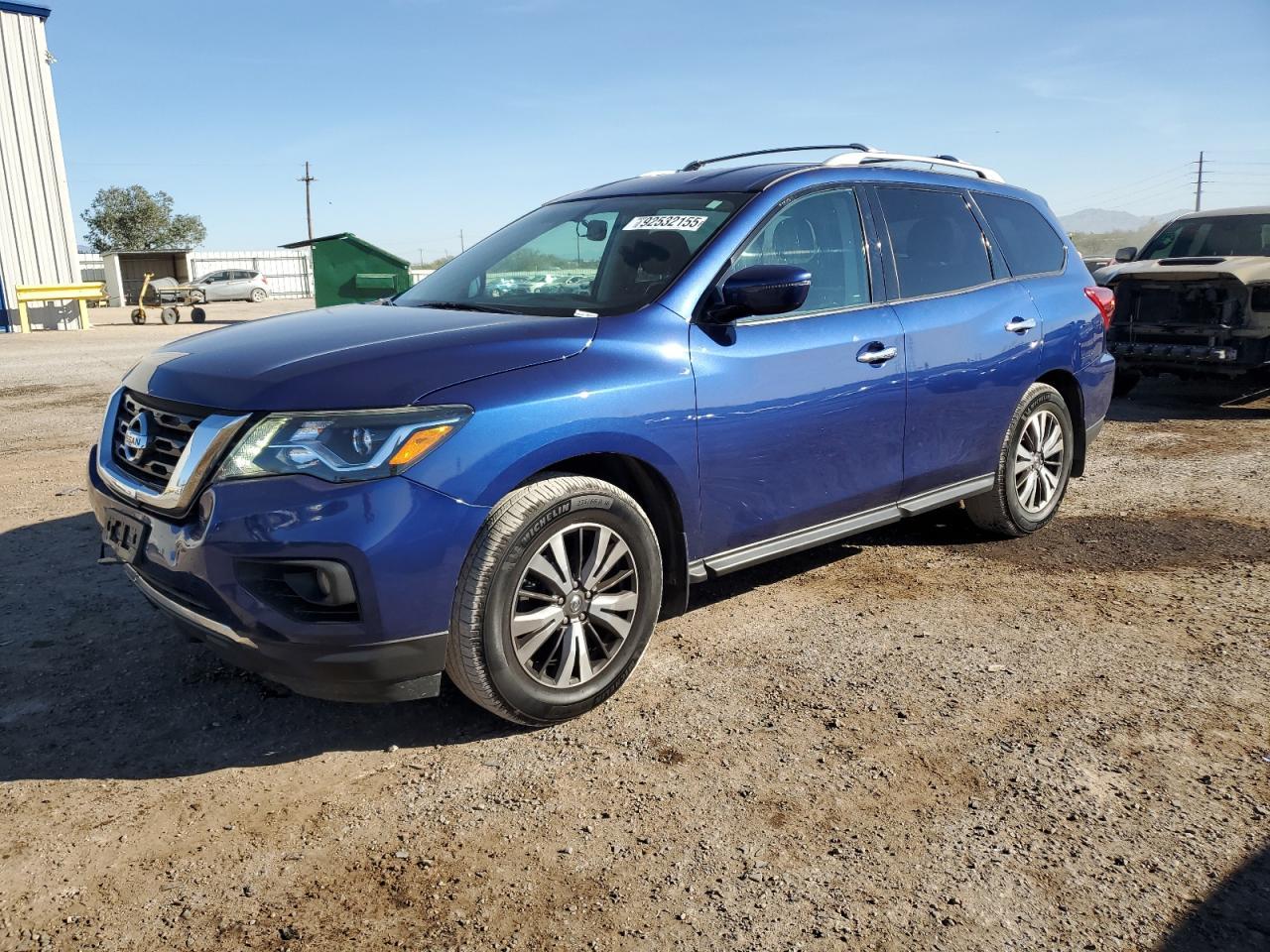 2017 Nissan Pathfinder S