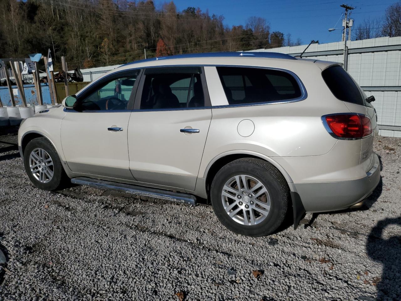 2009 Buick Enclave Cx - Image 2