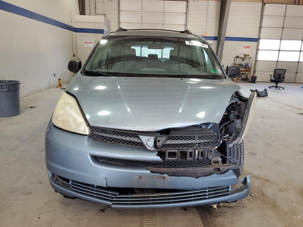 2005 Toyota Sienna Ce - Фото 5