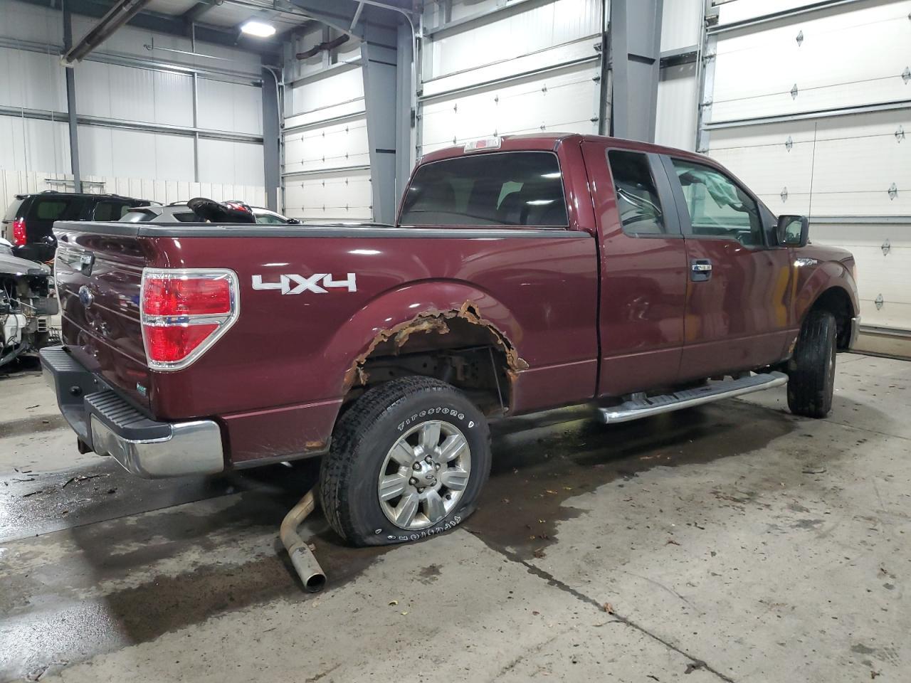 2010 Ford F150 Super Cab - Фото 3