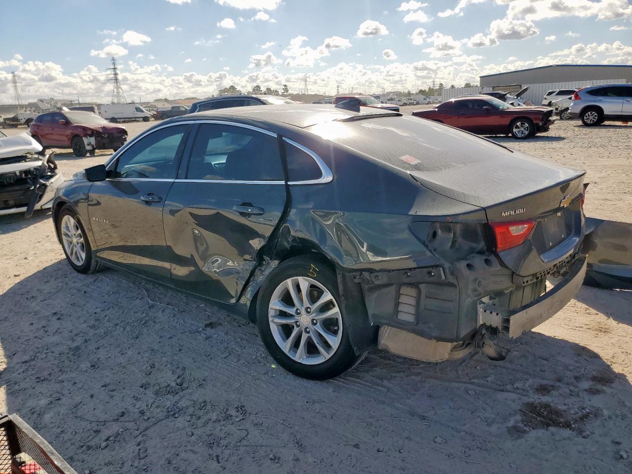 2018 Chevrolet Malibu Lt - Фото 2