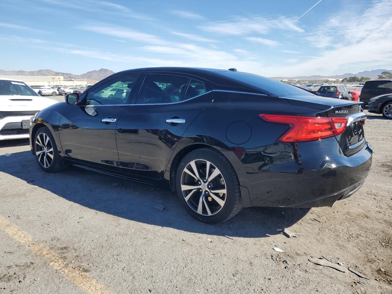 2016 Nissan Maxima 3.5S - Image 2