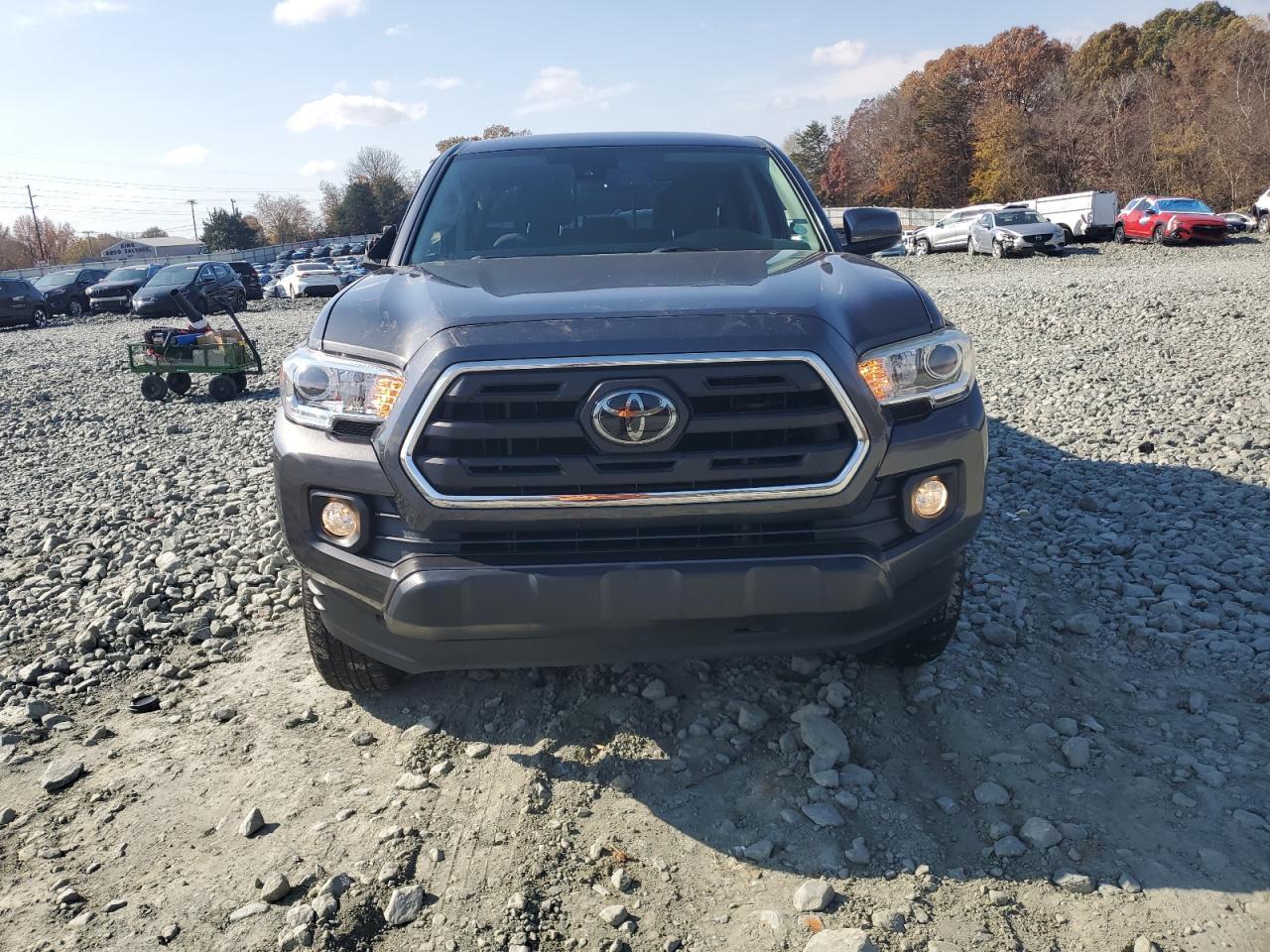 2018 Toyota Tacoma - Image 5