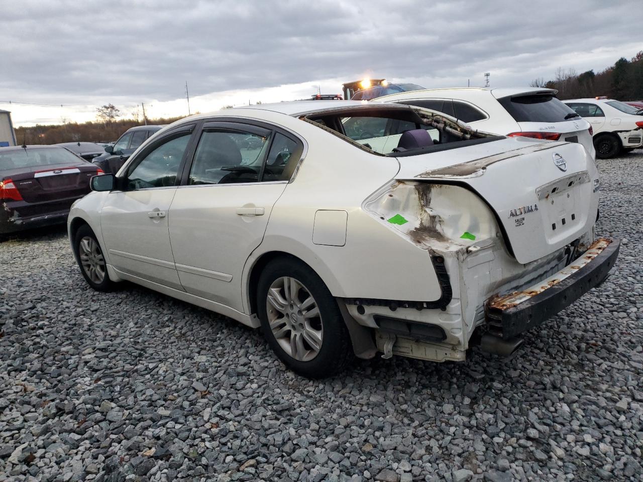2012 Nissan Altima 2.5 - Фото 2
