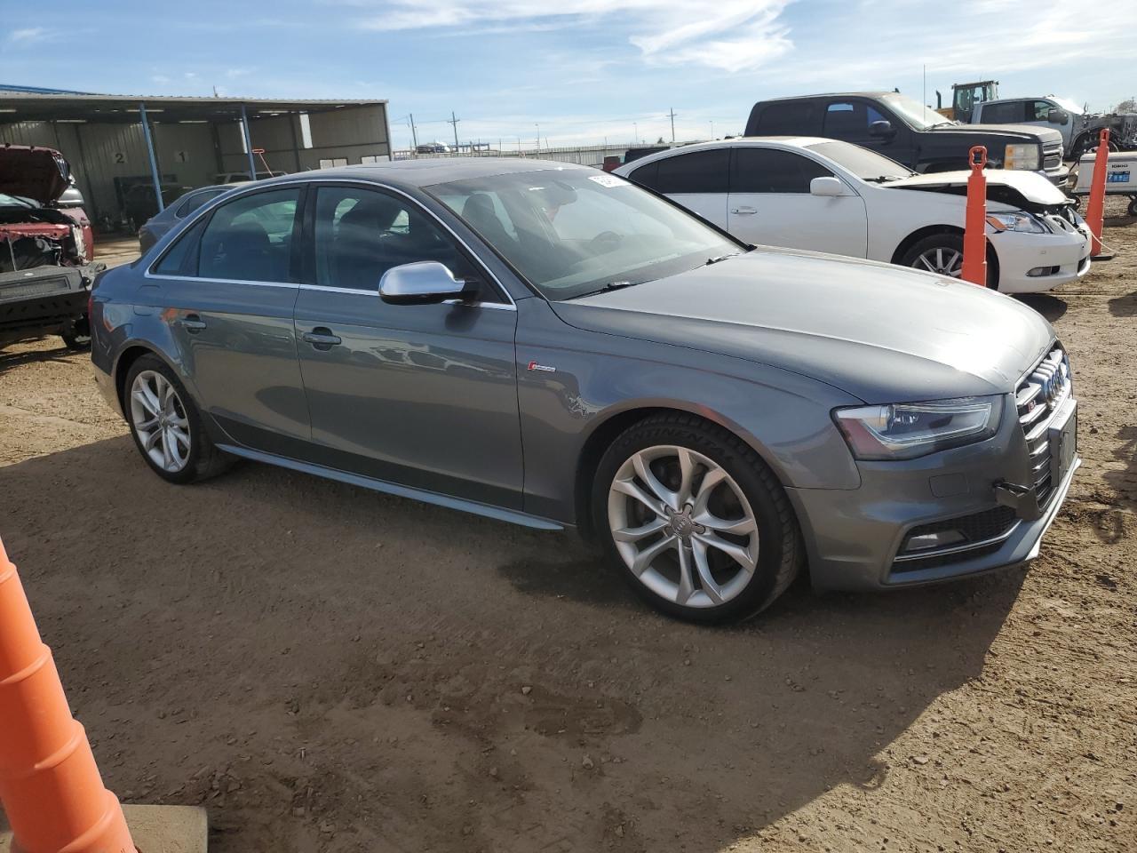 2013 Audi S4 Prestige - Image 4