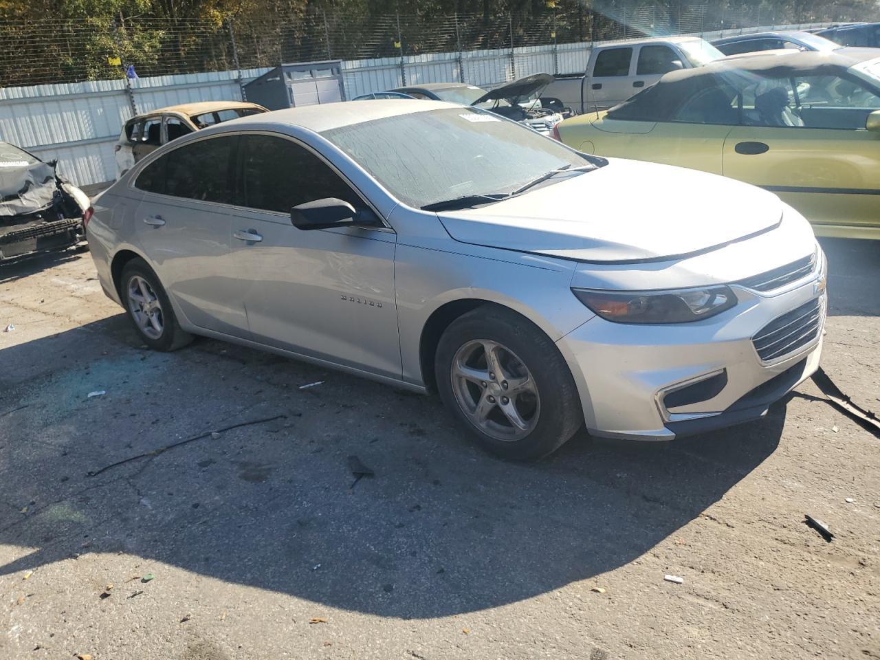 2018 Chevrolet Malibu Ls - Фото 4