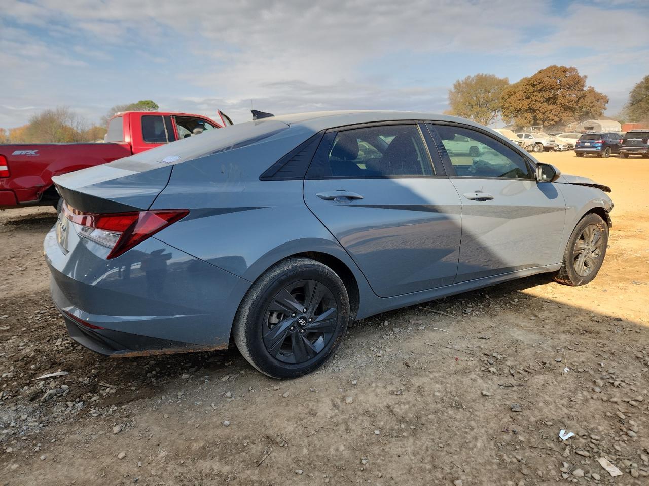 2022 Hyundai Elantra Sel - Image 3