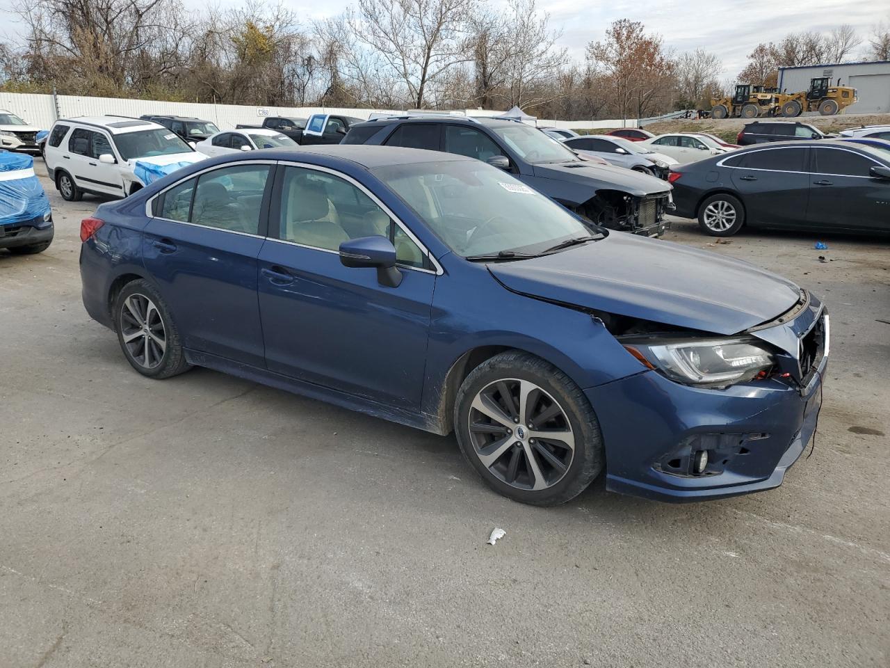 2019 Subaru Legacy - Фото 4