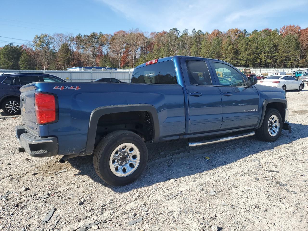 2017 Chevrolet Silverado K1500 Lt - Image 3