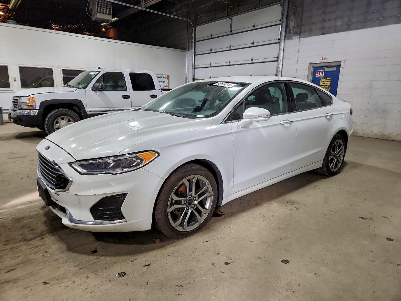 2019 Ford Fusion Sel