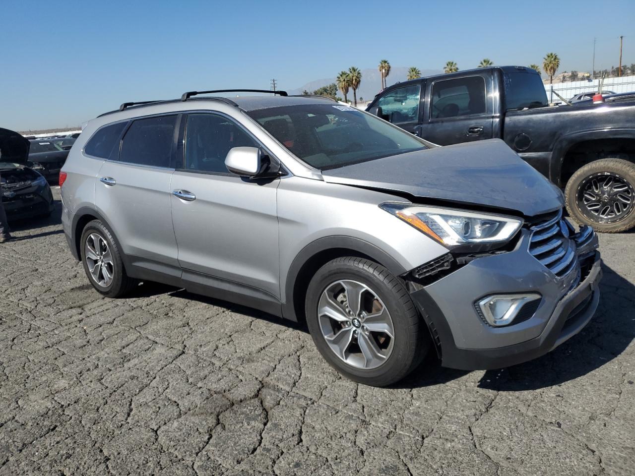 2015 Hyundai Santa Fe Gls - Фото 4