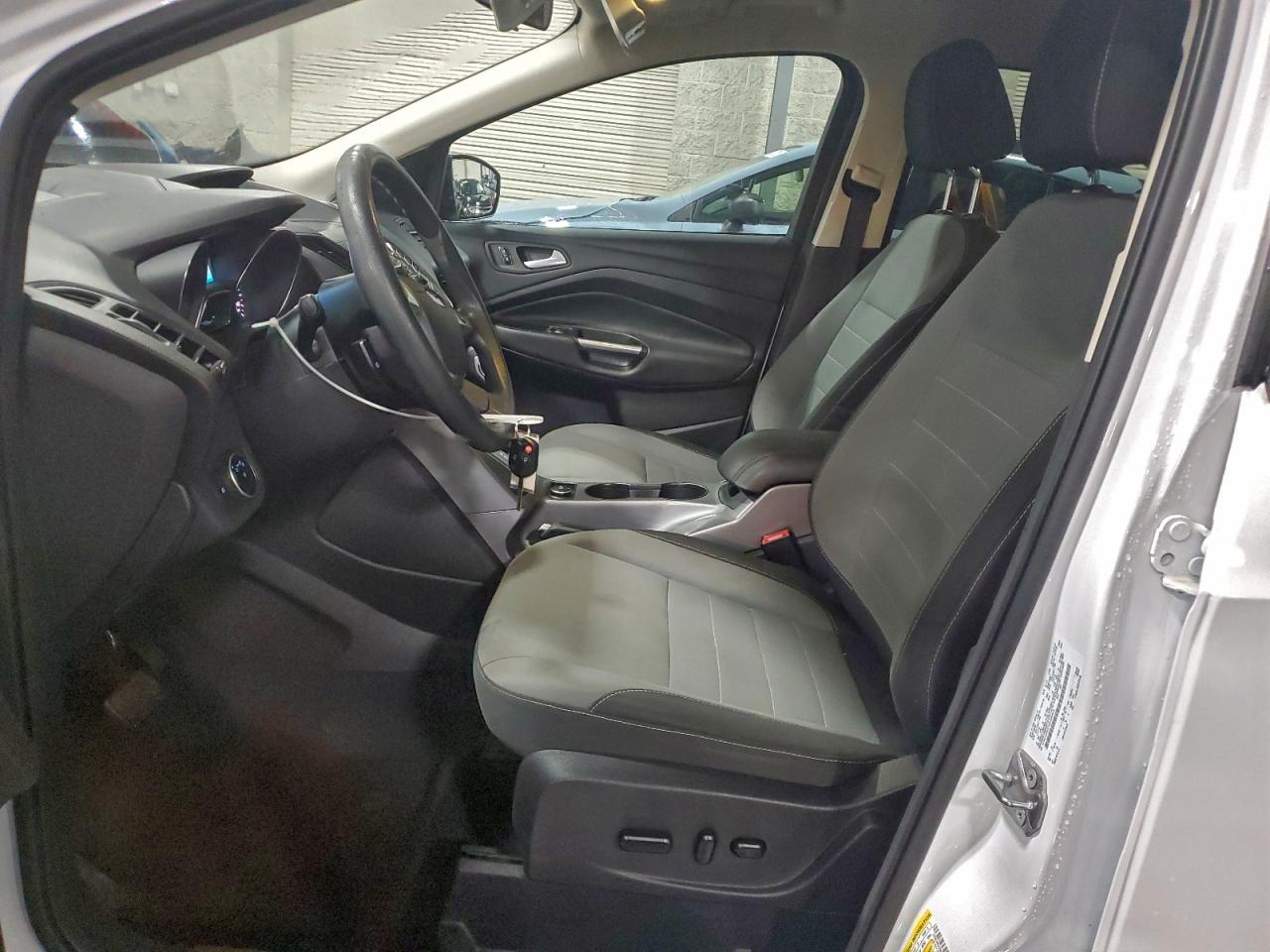 2016 Ford Escape Se - Фото 7