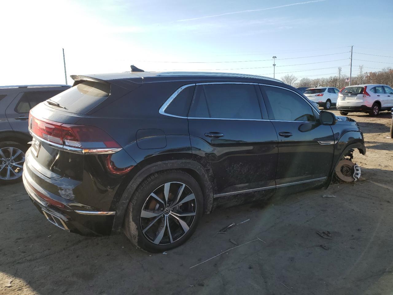 2024 Volkswagen Atlas Cross Sport Sel Premium R-Line - Фото 3