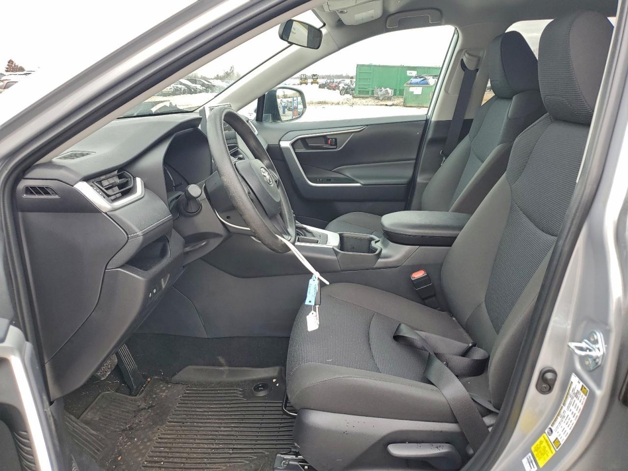 2025 Toyota Rav4 Le - Фото 7