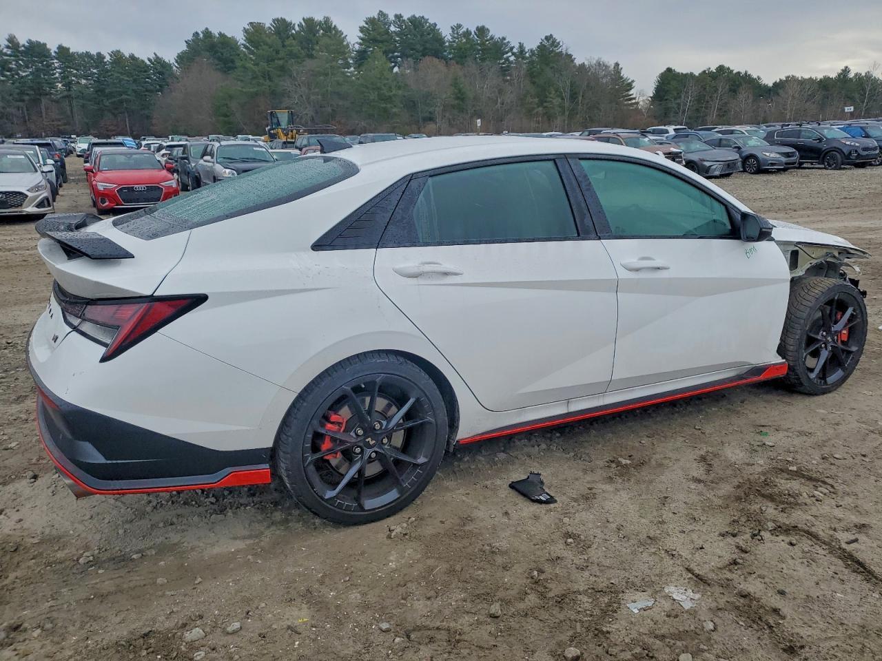 2025 Hyundai Elantra N - Фото 3