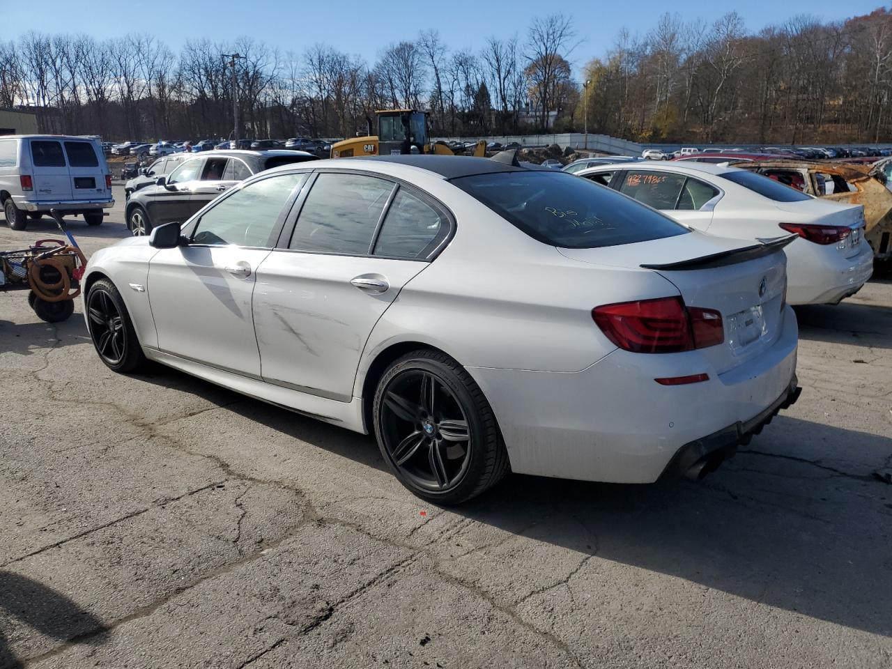 2013 BMW 535 Xi - Image 2
