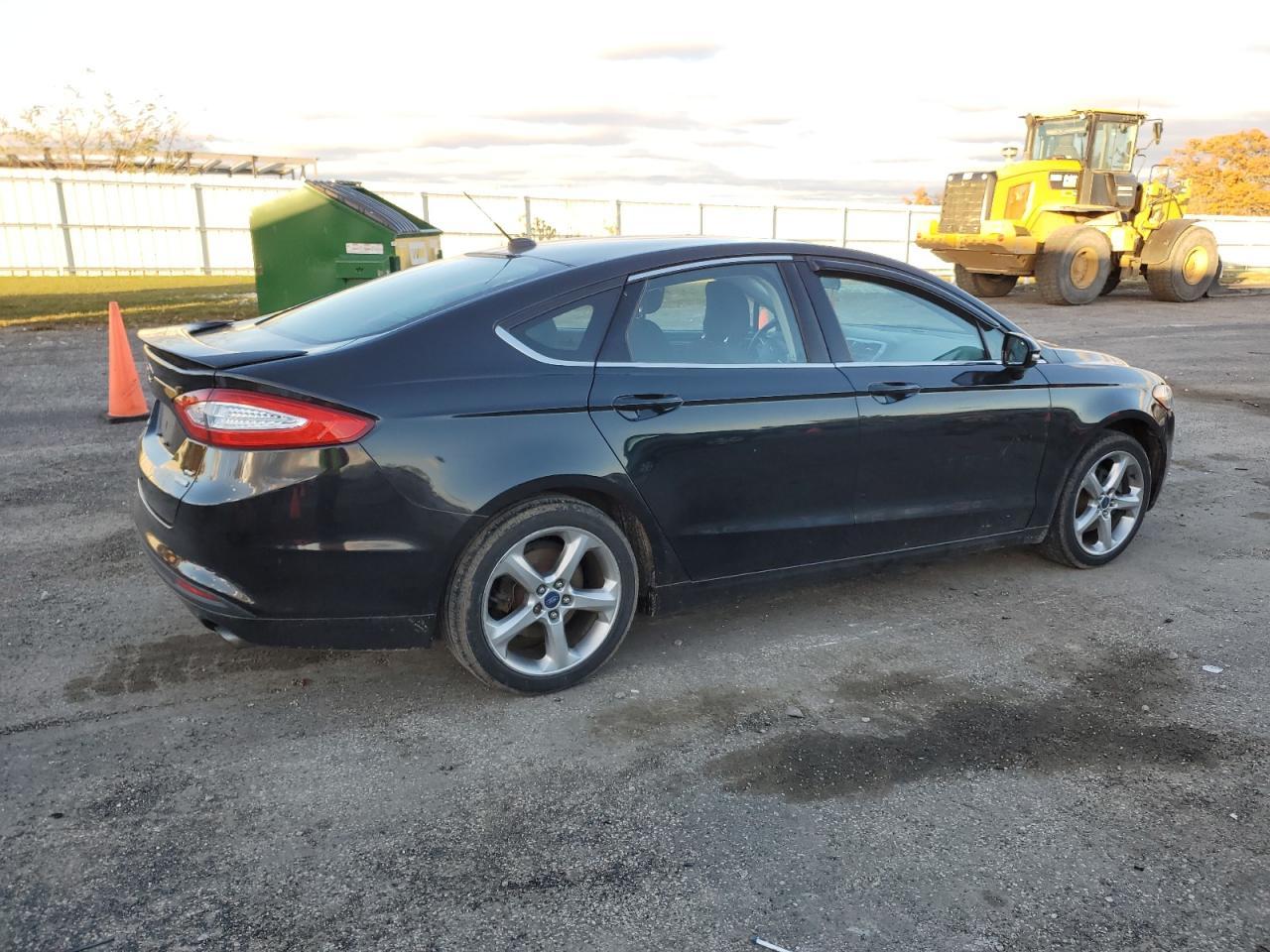 2015 Ford Fusion Se - Фото 3
