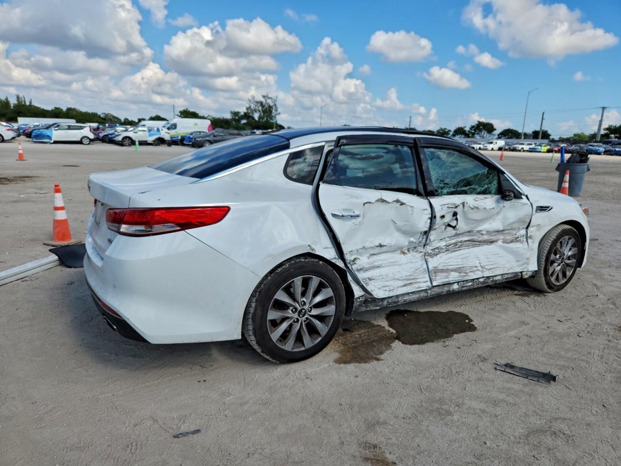 2016 Kia Optima Ex - Фото 3