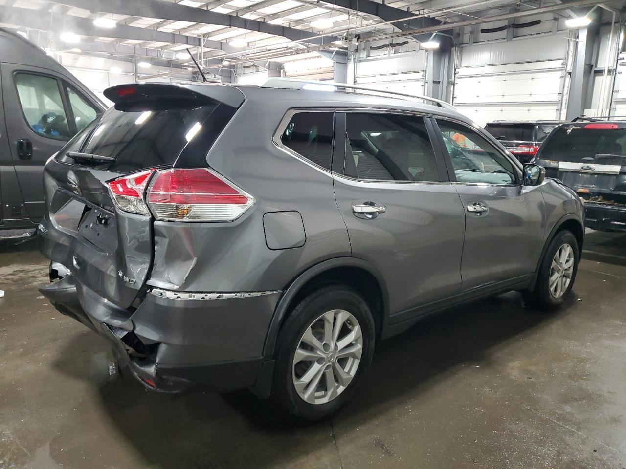 2016 Nissan Rogue S - Фото 3