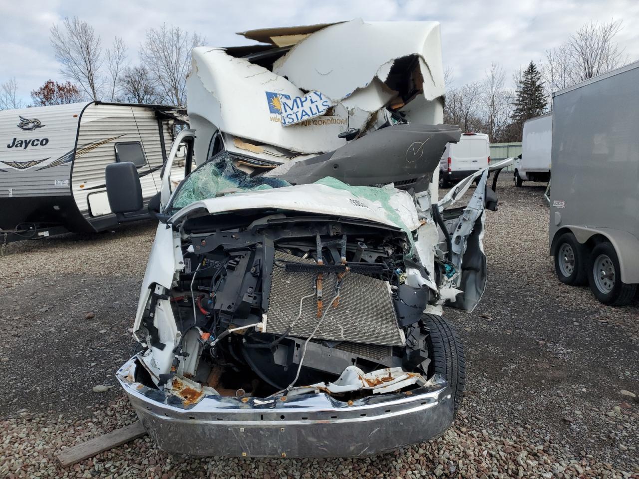 2019 Chevrolet Express Delivery Truck - Image 5