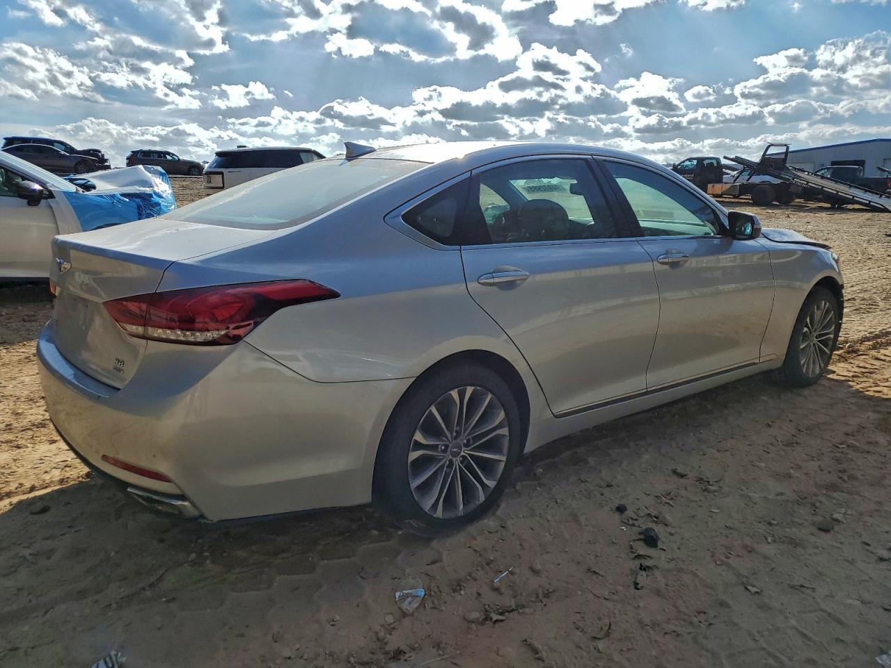 2017 Genesis G80 Base - Image 3