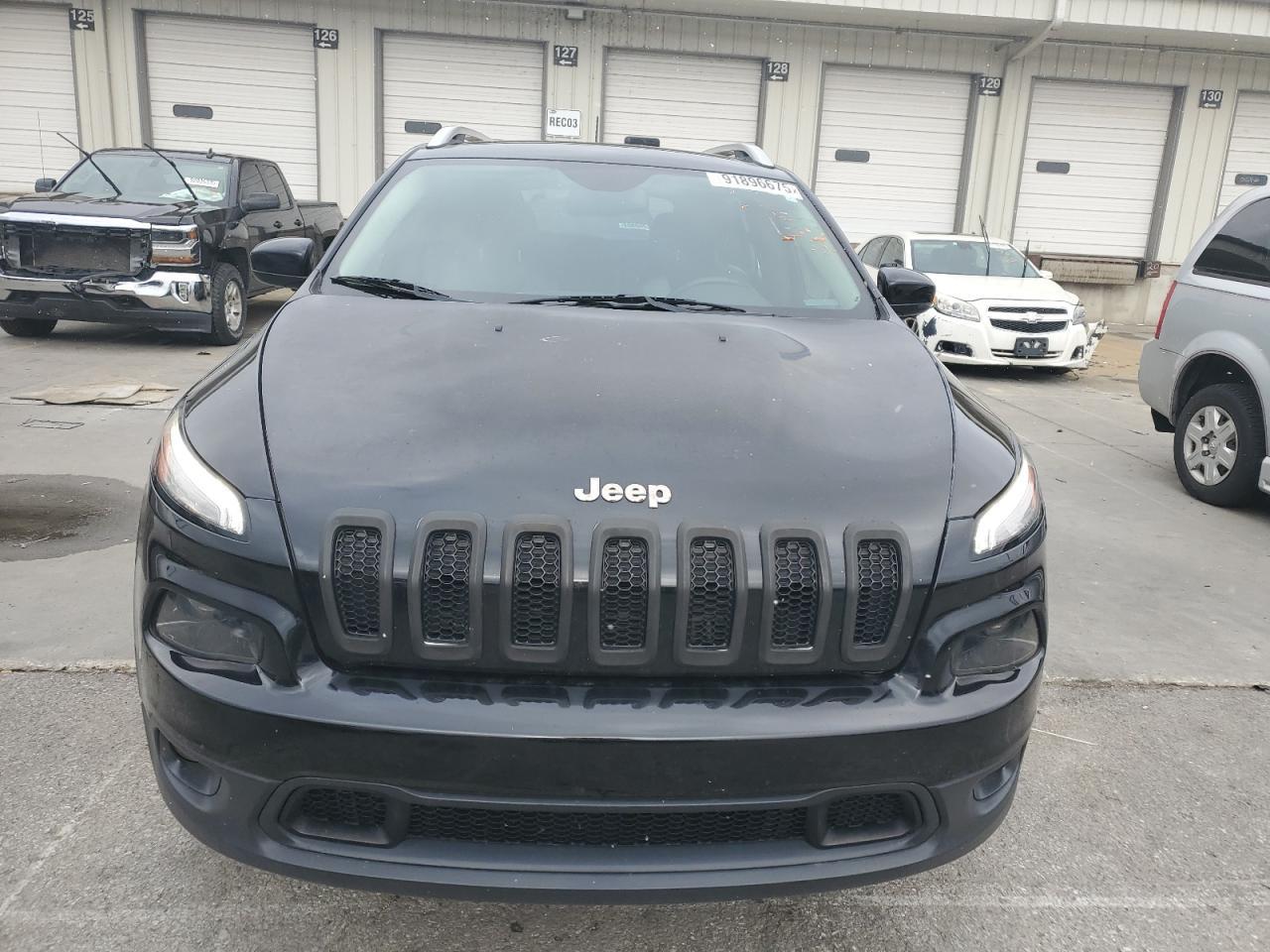 2018 Jeep Cherokee Latitude Plus - Image 5