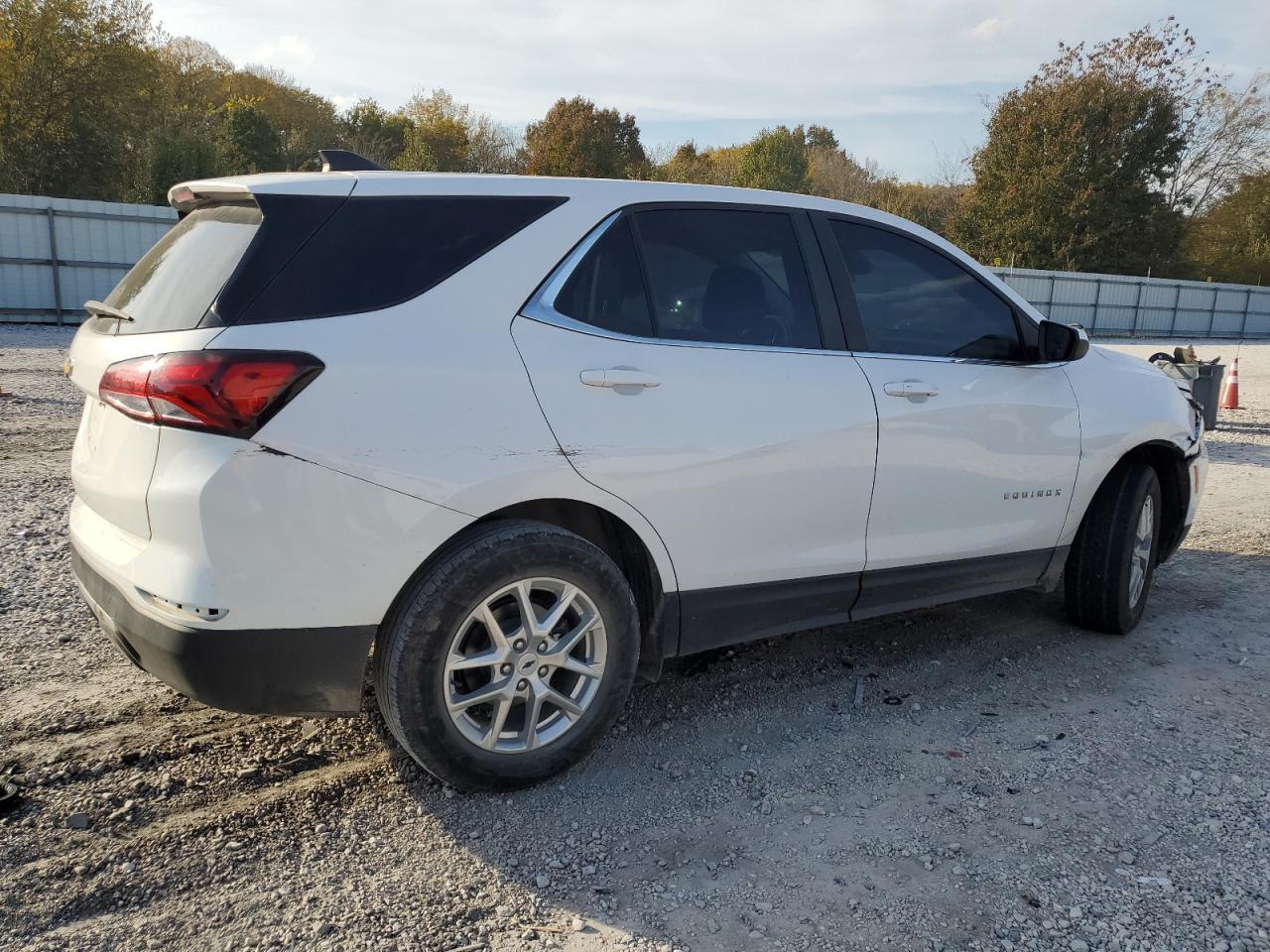 2022 Chevrolet Equinox Lt - Фото 3