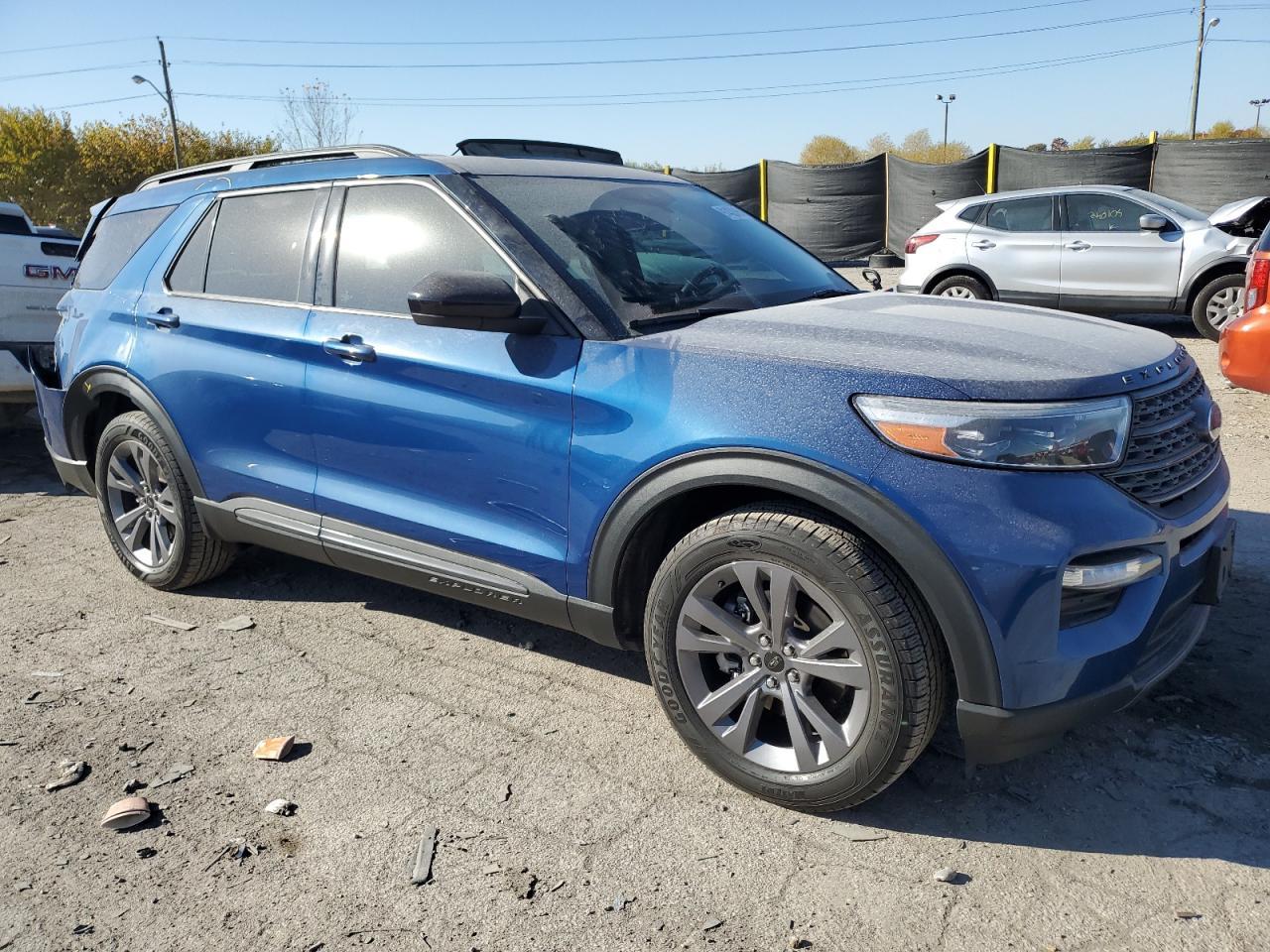 2022 Ford Explorer Xlt - Фото 4