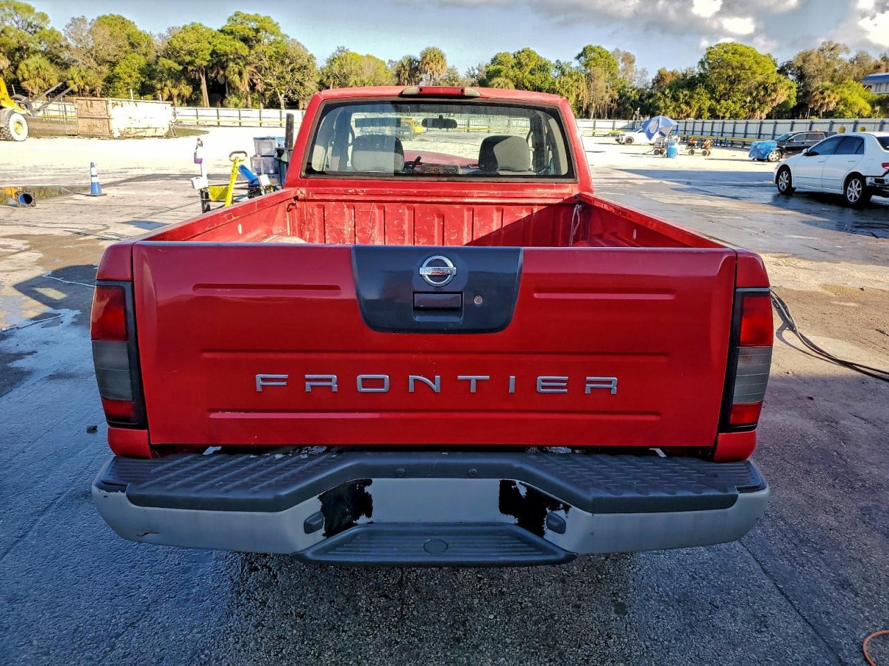 2002 Nissan Frontier Standard - Фото 6