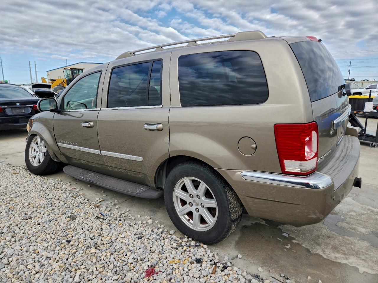 2007 Chrysler Aspen Limited - Фото 2