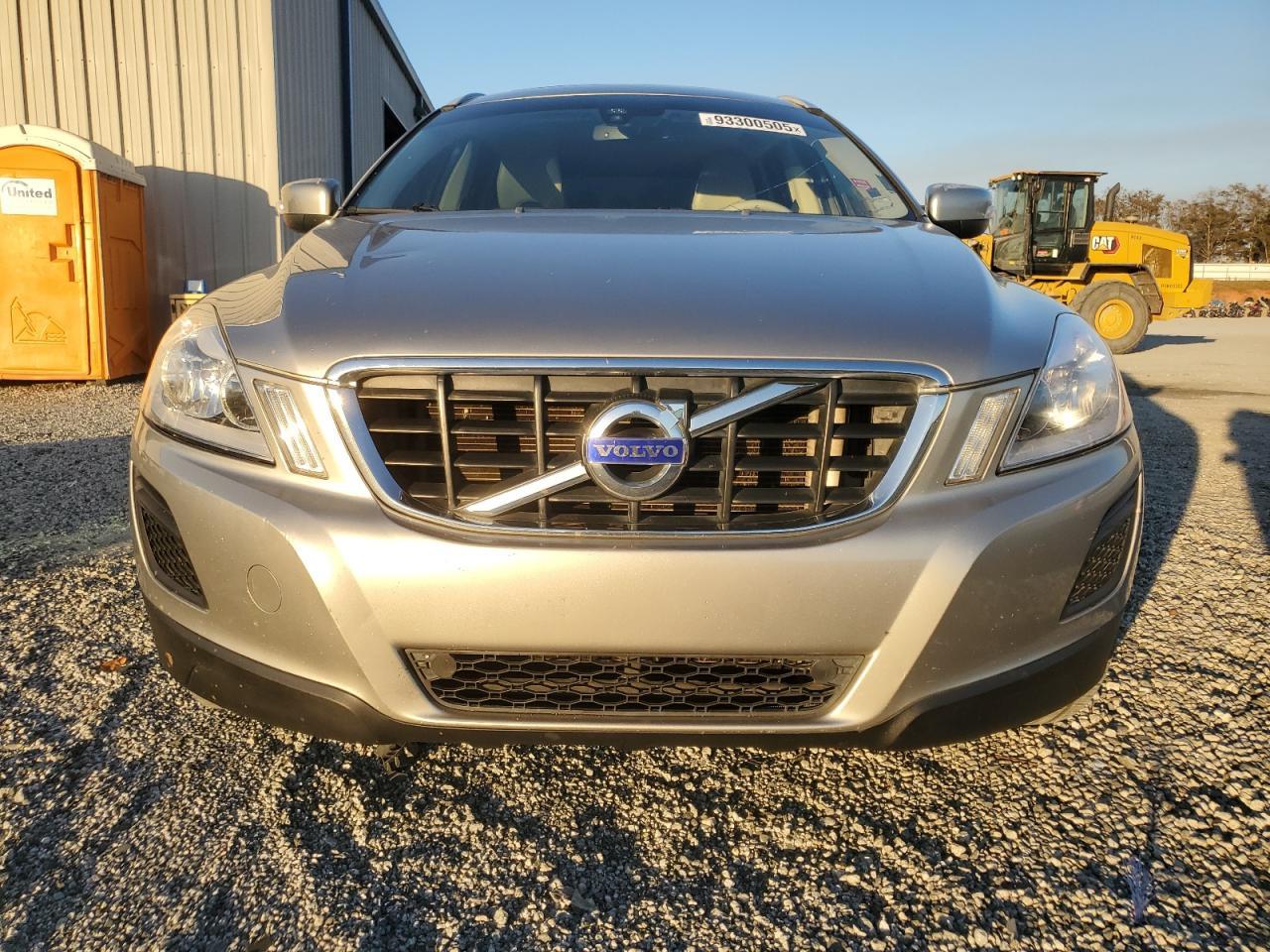 2011 Volvo Xc60 3.2 - Image 5