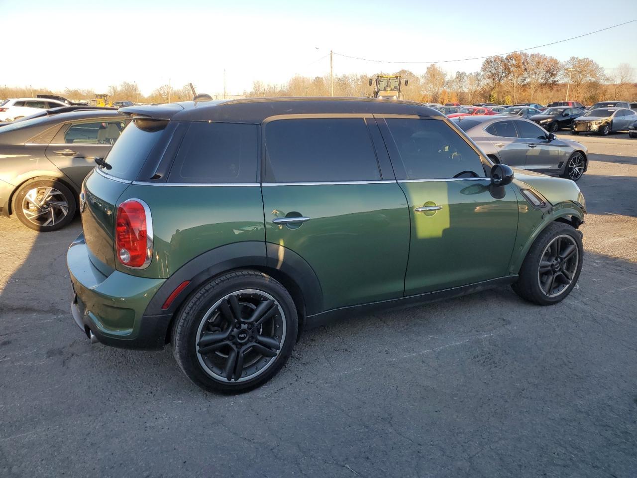2015 Mini Cooper S Countryman - Image 3