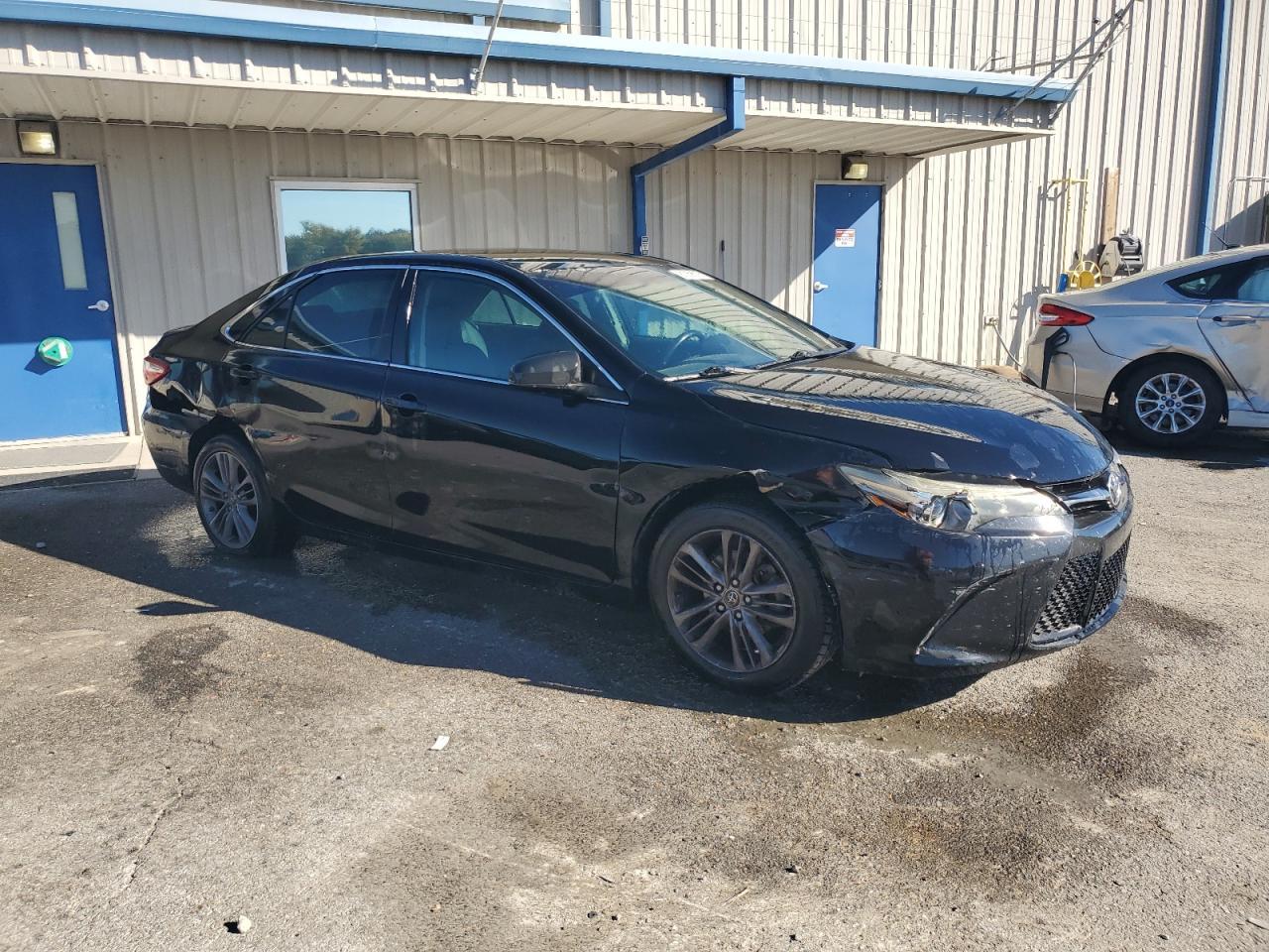 2015 Toyota Camry Se - Фото 4