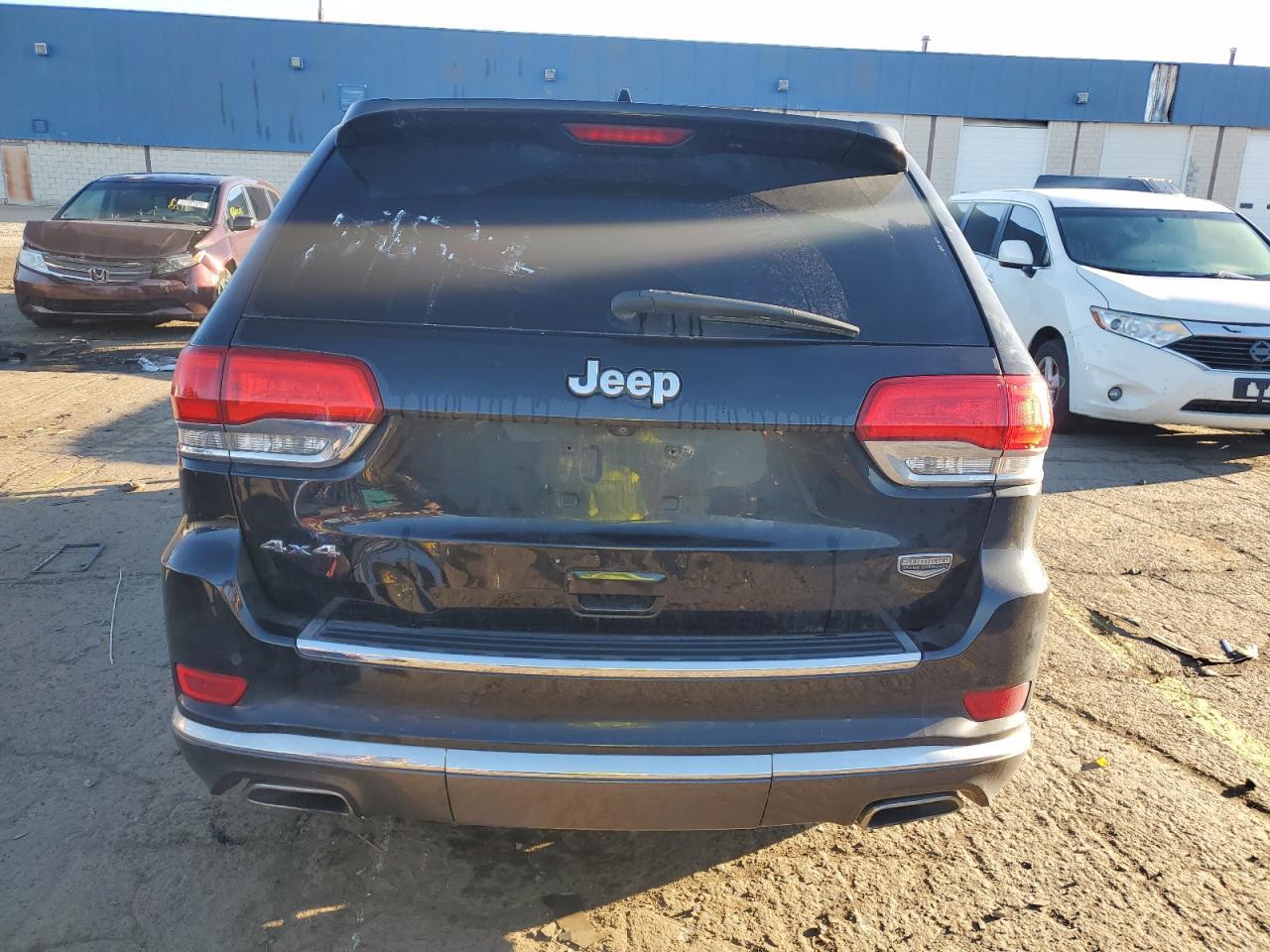 2014 Jeep Grand Cherokee Summit - Image 6