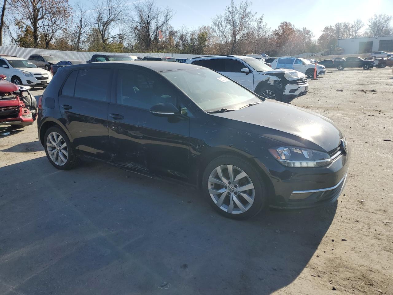 2019 Volkswagen Golf S - Фото 4