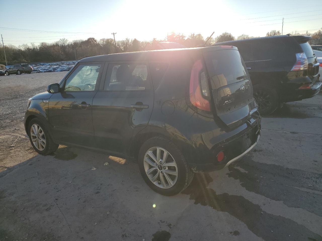 2017 Kia Soul + - Фото 2