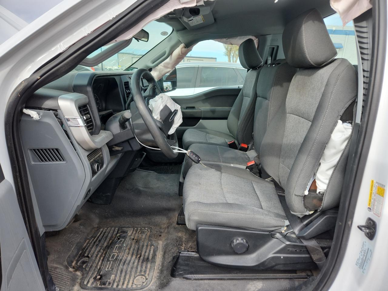 2024 Ford F250 Super Duty - Фото 7