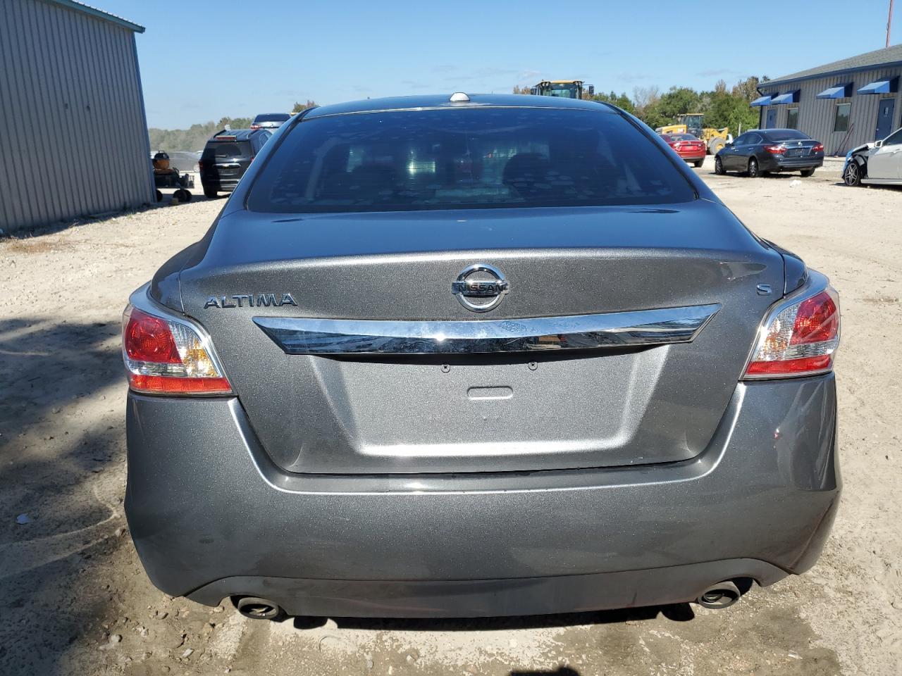 2015 Nissan Altima 2.5 - Image 6