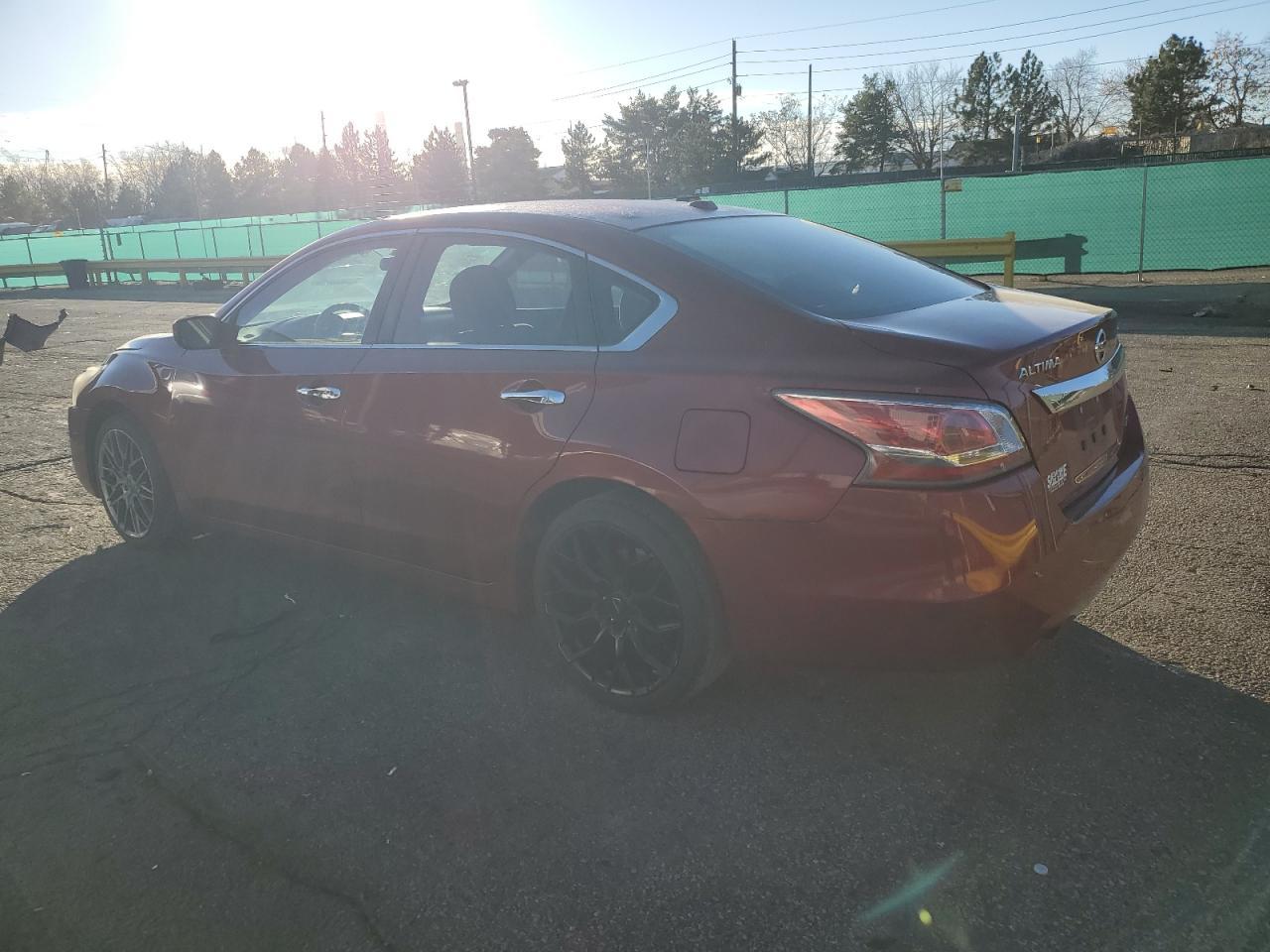 2014 Nissan Altima 2.5 - Фото 2