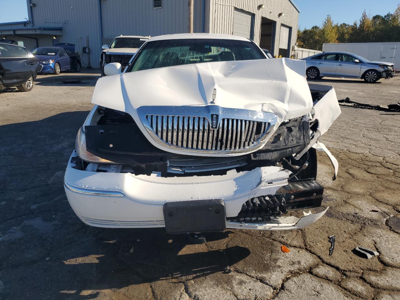 2006 Lincoln Town Car Signature - Фото 5