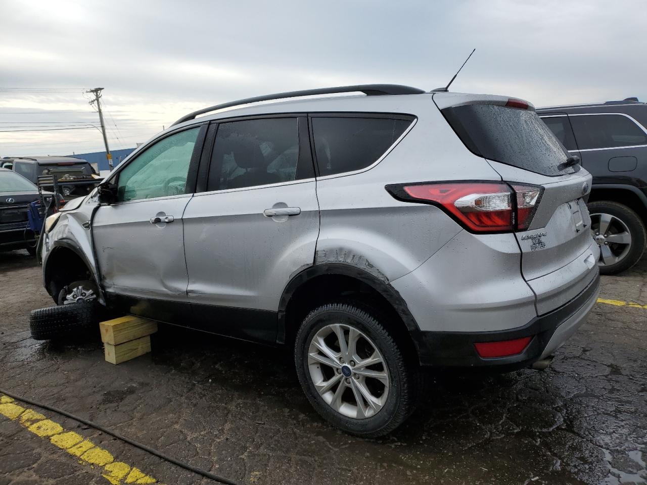 2018 Ford Escape Se - Фото 2