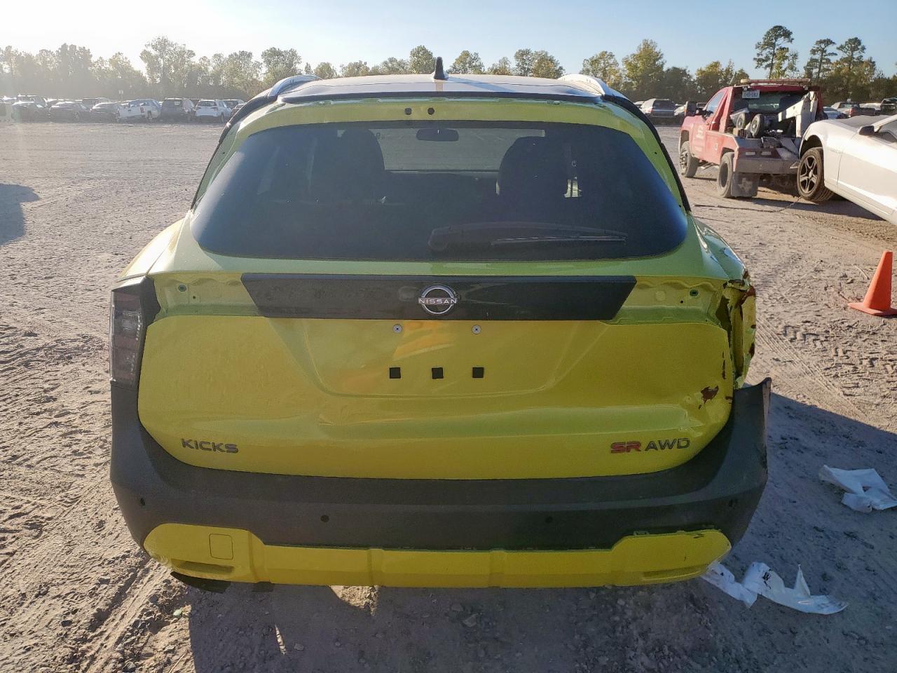 2025 Nissan Kicks Sr - Фото 6